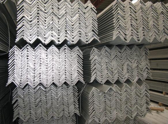 齐干却勒街道角钢